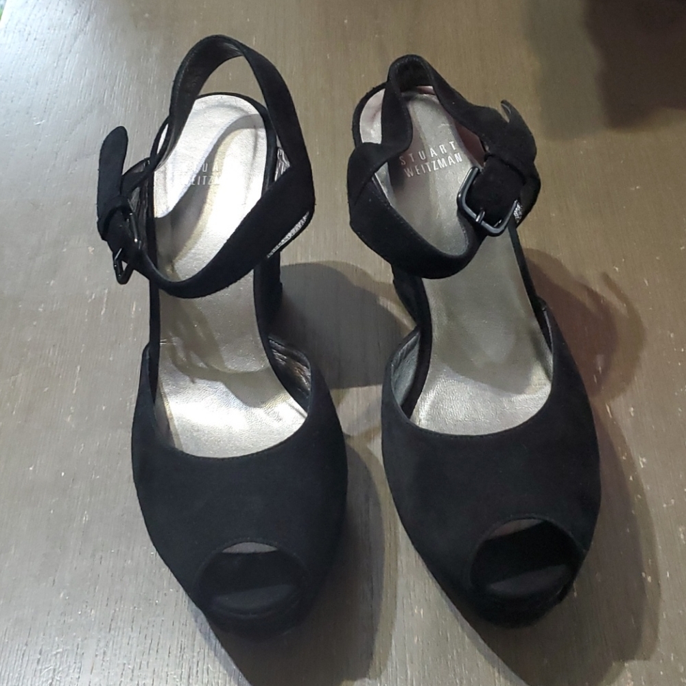Stuart Weitzman - Picture 2 of 8